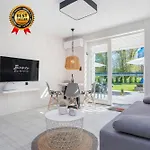 Bianco House Dom wakacyjny Rewal